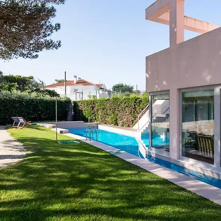 Casa Ricardo Pais *